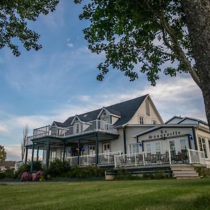 Auberge Seigneurie Des Monts Sainte Anne-des-Chênes Exterior photo