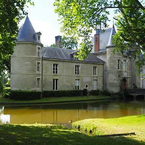 Au Clos Du Lac Hotel Gueux Exterior photo