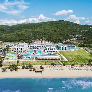 Korumar Ephesus Beach & Spa Resort Кушадасъ Exterior photo