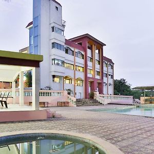 Capital O 43319 Cigad Hotel & Resort Deluxe Мумбай Exterior photo
