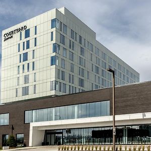 Courtyard By Marriott Quebec City Hotel Exterior photo