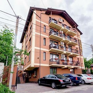 Catherine Hotel Кишинев Exterior photo