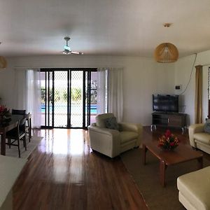 Nasoso Villa - Lifestyle Living Нади Exterior photo