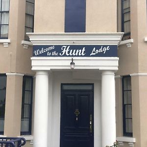 The Hunt Lodge Лейтън Бъзард Exterior photo