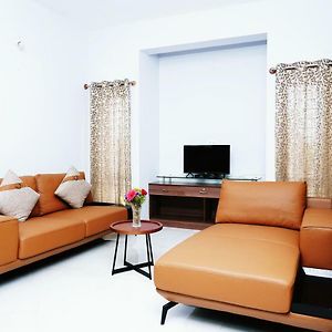 Unnathi Suites Мисор Exterior photo