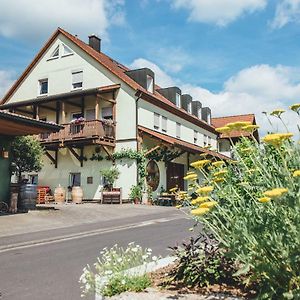 Weingut Leininger Ferienwohnungen Айбелщад Exterior photo