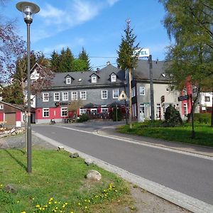 Pension & Gasthof "Am Park" Ug Stützerbach Exterior photo