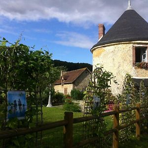 La Tourelle Villa Saint-Agnan-sur-Sarthe Exterior photo