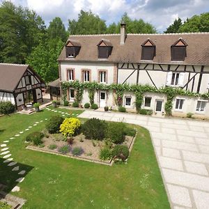 Le Moulin De La Barre Bed & Breakfast Cernoy-en-Berry Exterior photo