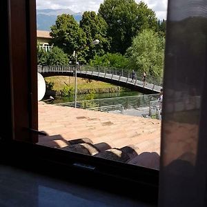 Casa Sigiu - Il Fiume Apartment Риети Exterior photo