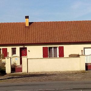 Les Vignes D'Ygrande Apartment Exterior photo