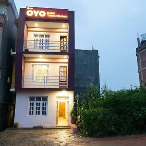 Oyo 281 Twins Kitchen Hotel Дхуликел Exterior photo