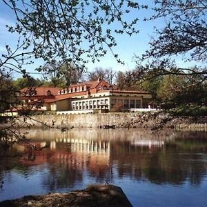 Der Quellenhof Hotel Хелмщет Exterior photo