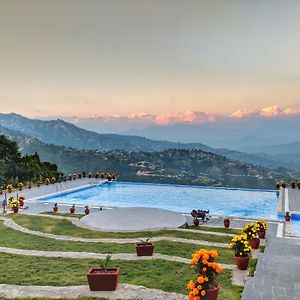 Himalayan Horizon Hotel Дхуликел Exterior photo
