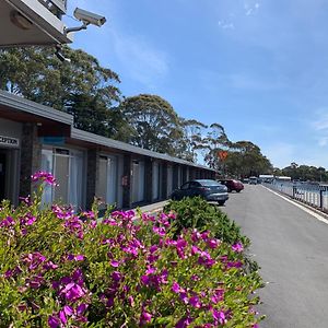 The Waterfront Wynyard Hotel Exterior photo