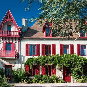 Au Puy Des Verites Bed & Breakfast Лапалис Exterior photo