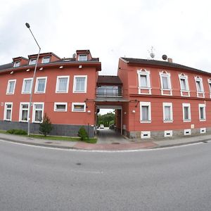 Casino Admiral Velenice - Gmuend Hotel Чешке Веленице Exterior photo