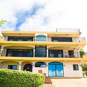 Seven Color Sea View Villa Гарапан Exterior photo