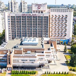 Bratislava Hotel Киев Exterior photo