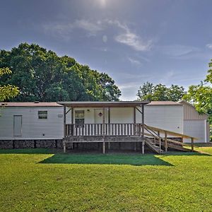 Waterloo Home With Fire Pit - Half Mi To Boat Ramp! Exterior photo