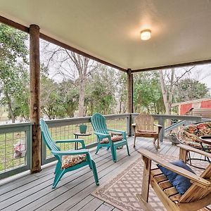 Riverfront Martindale House With 2 Covered Decks Villa Exterior photo