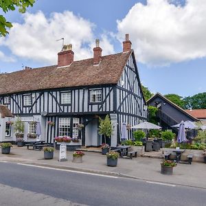 The Bell Inn Нюмаркет Exterior photo