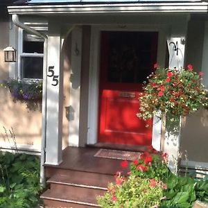 Red Door B&B Лий Exterior photo