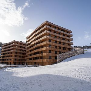 Edelweiss Stenna Cavorgia Apartment Флимс Exterior photo