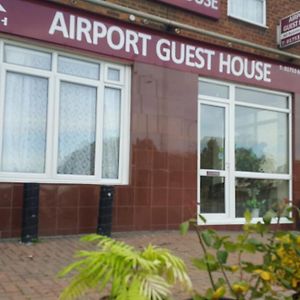 Airport Guest House Слау Exterior photo