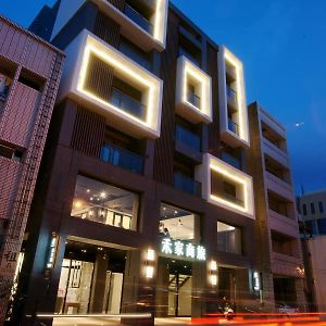 He-Jia Hotel Миаоли Exterior photo
