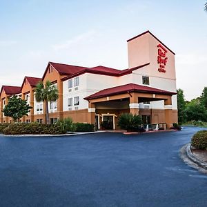 Red Roof Inn & Suites Savannah Gateway Exterior photo