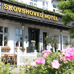 Skovshoved Hotel Шарлотенлунд Exterior photo