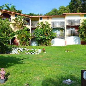 Studio En Bord De Mer A Sainte Anne 25 M² Avec Jardin Apartment Caritan Exterior photo