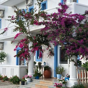 Romantika Hotel Shëngjin Exterior photo