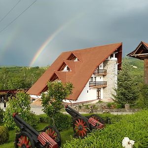 Belvedere Hotel Корбени Exterior photo